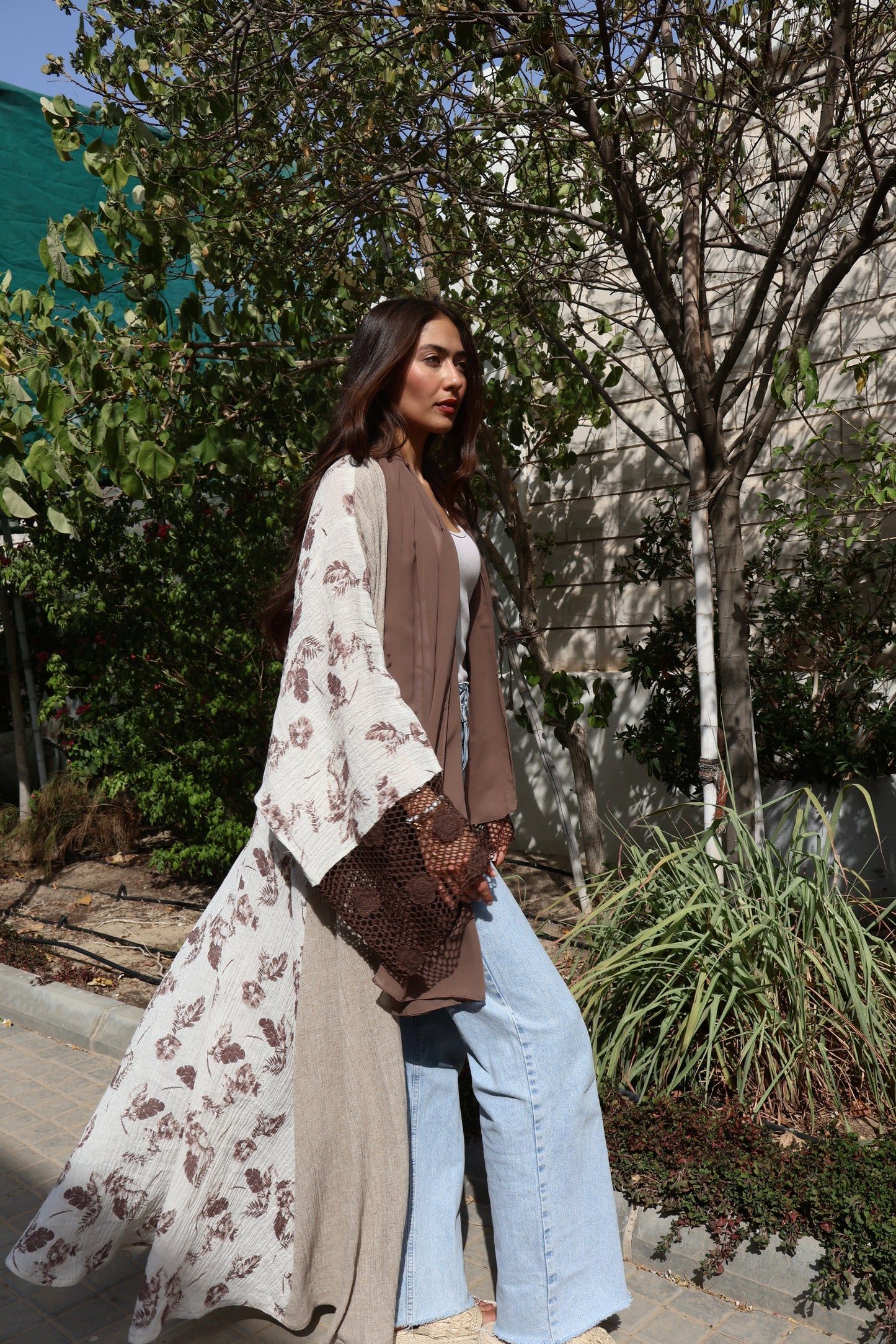 Brown crochet - Abaya