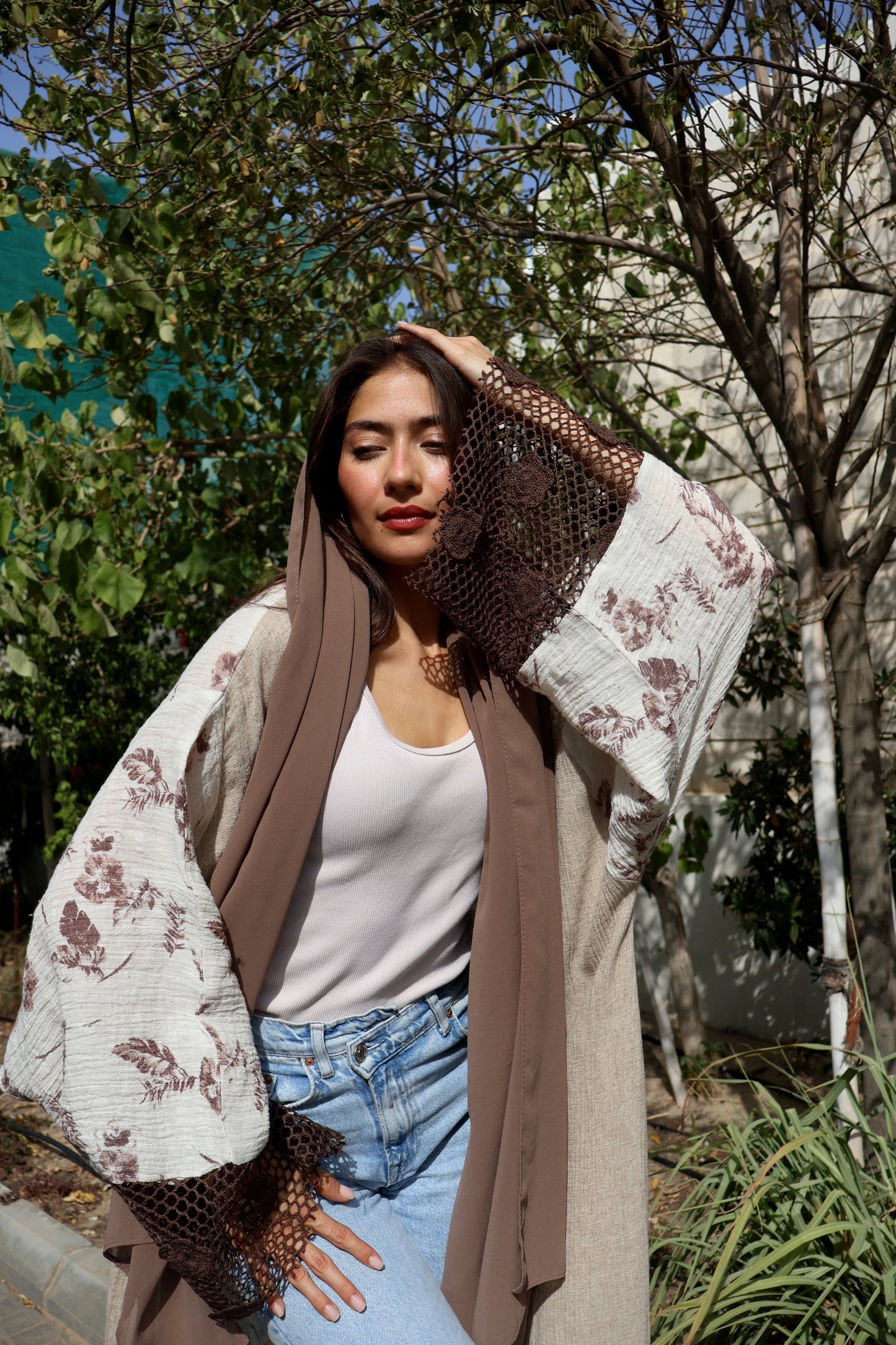 Brown crochet - Abaya